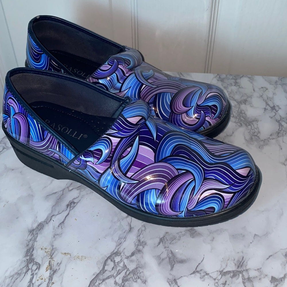 Rasolli Blue and Purple Patterned Clogs Nurse Shoes Size 10